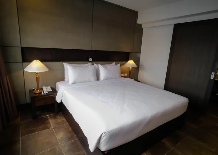 Nanda Heritage Hotel 4*
