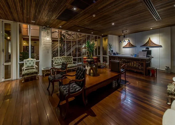 Nanda Heritage Hotel 4*